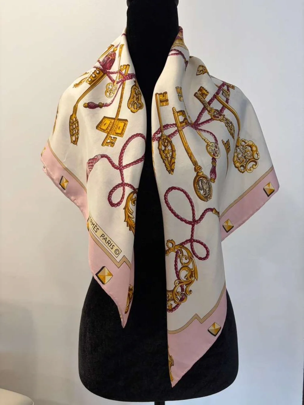 Hermes Scarf Carré 90 100% Silk - LES CLES Multicolor Stole Muffler